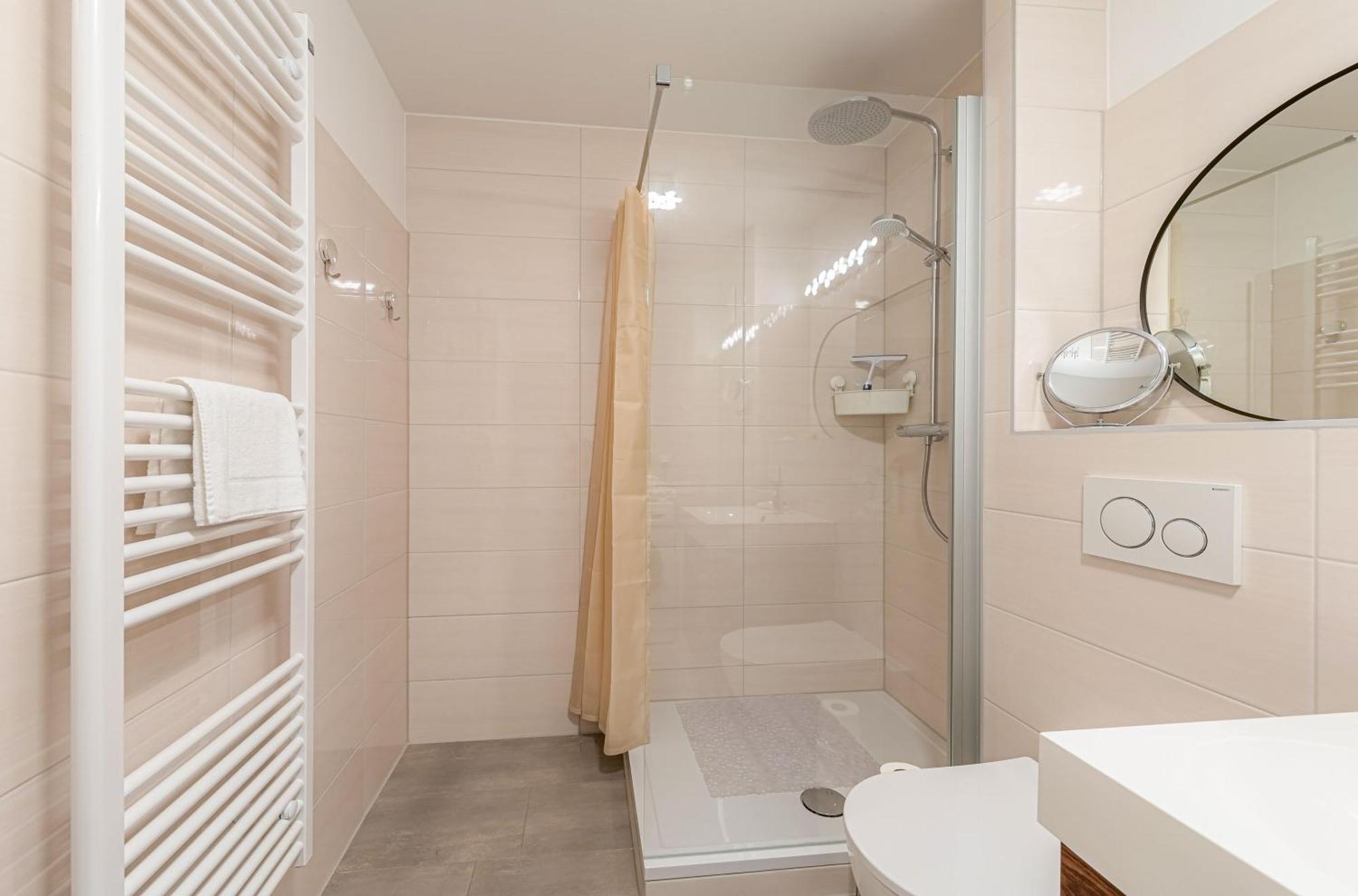 Ferienwohnung Weitblick In Waren วาเริน ภายนอก รูปภาพ