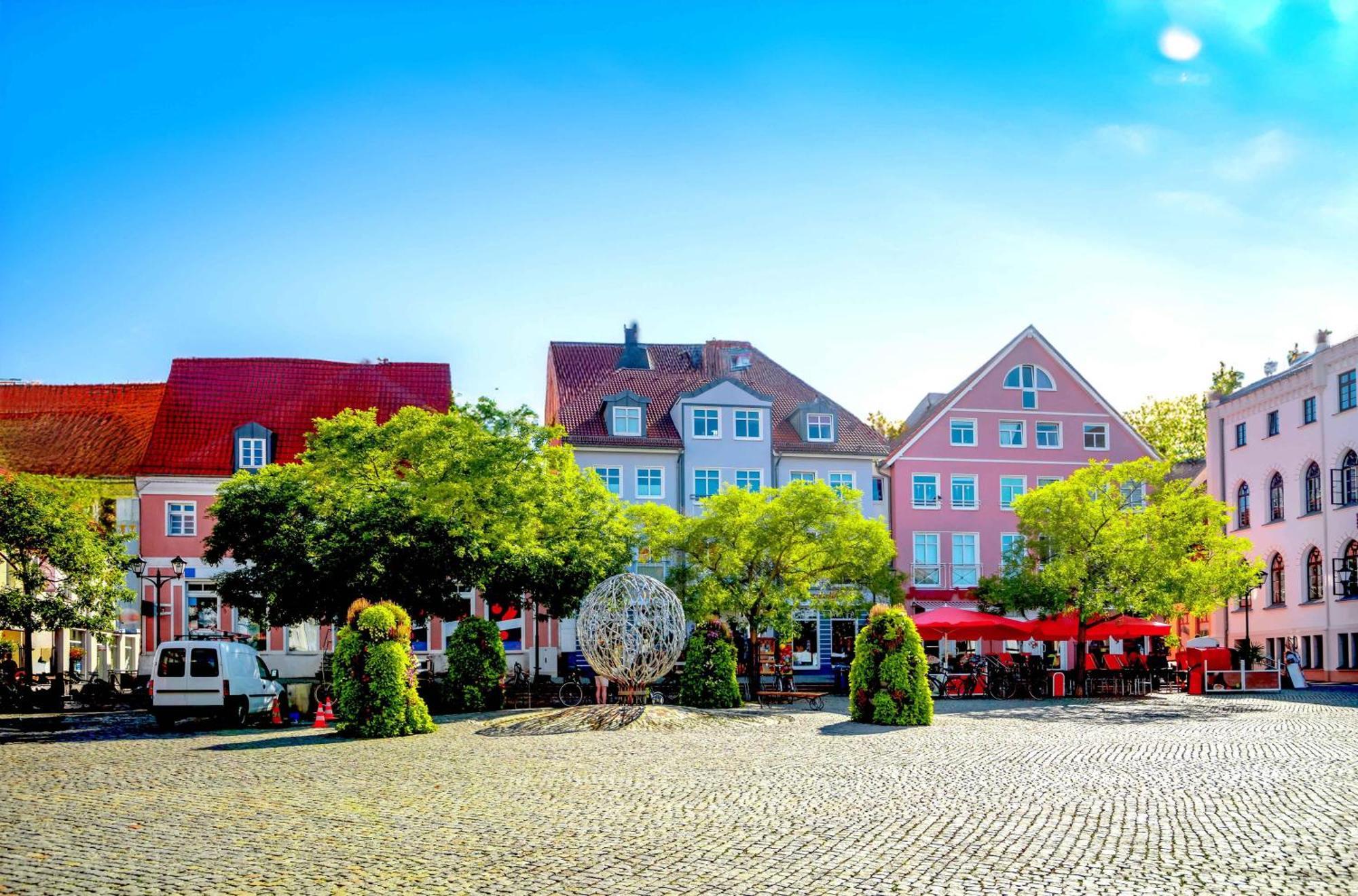 Ferienwohnung Weitblick In Waren วาเริน ภายนอก รูปภาพ